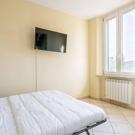 -Villa Emily- Parking, Garden & Wi-Fi بيزا المظهر الخارجي الصورة