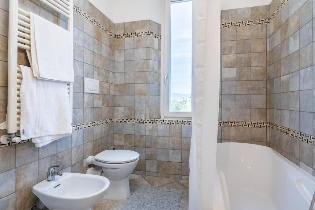 -Villa Emily- Parking, Garden & Wi-Fi بيزا المظهر الخارجي الصورة